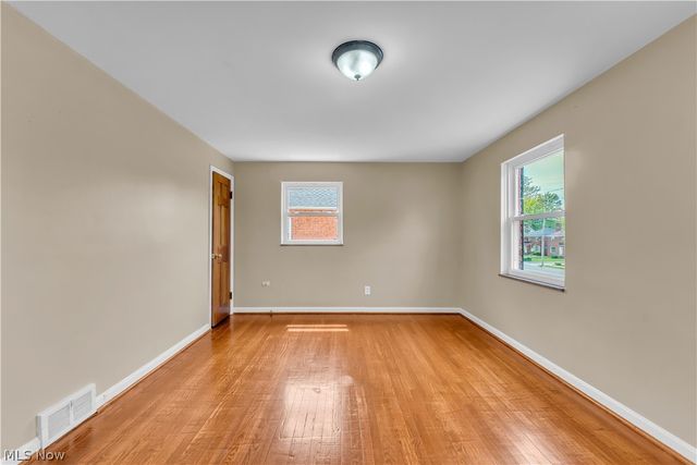 20470 Lake Shore Boulevard, Euclid, OH 44123
