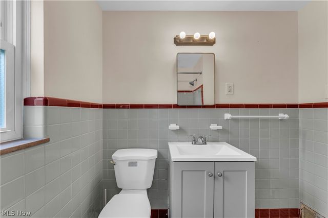 20470 Lake Shore Boulevard, Euclid, OH 44123