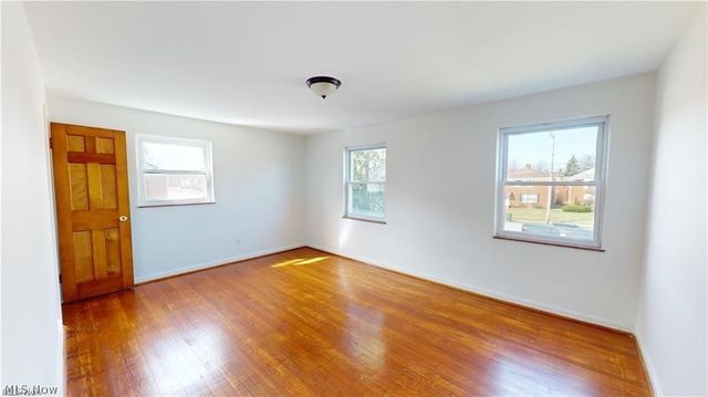 20470 Lake Shore Boulevard, Euclid, OH 44123