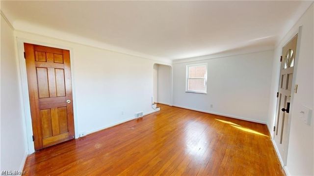20470 Lake Shore Boulevard, Euclid, OH 44123
