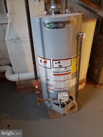 2456 N 4TH ST, Philadelphia, PA 19133