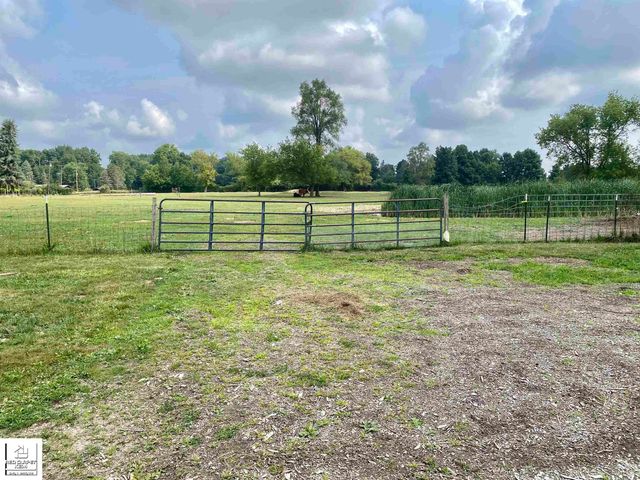 1528 Slater Road, Mayfield Twp, MI 48446
