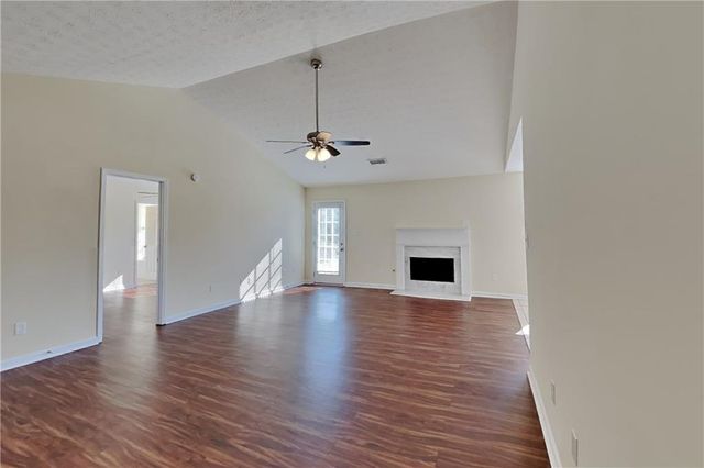 208 Shenandoah Court, Hiram, GA 30141