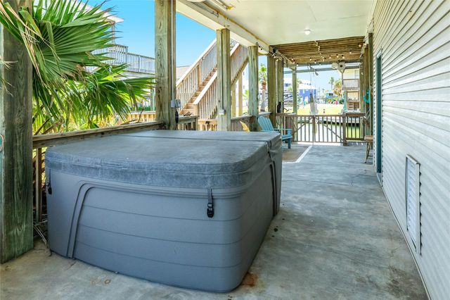4008 Ector, Galveston, TX 77554