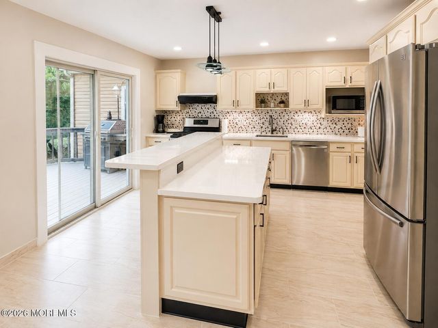 56 Valley Road, Jackson, NJ 08527