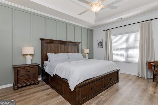 300 Hunts Landing Drive, Kathleen, GA 31047