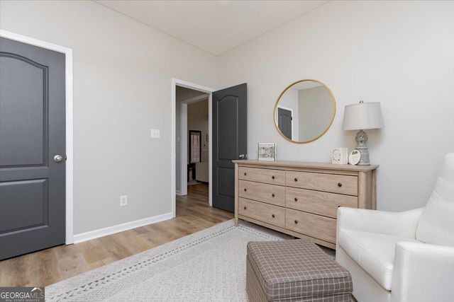 300 Hunts Landing Drive, Kathleen, GA 31047