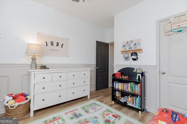 300 Hunts Landing Drive, Kathleen, GA 31047