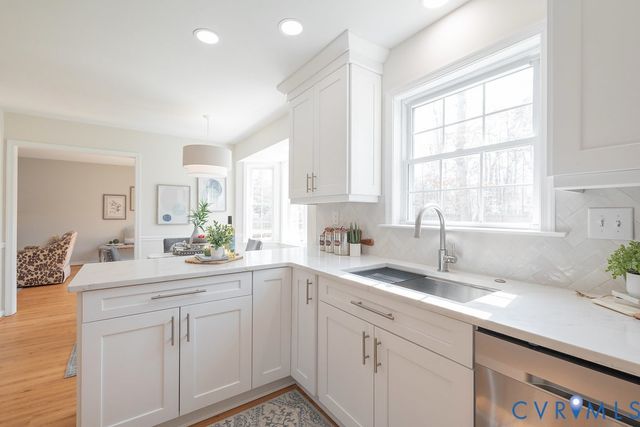 5409 Wintercreek Dr, Glen Allen, VA 23060