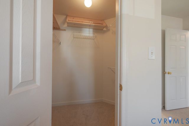 5409 Wintercreek Dr, Glen Allen, VA 23060