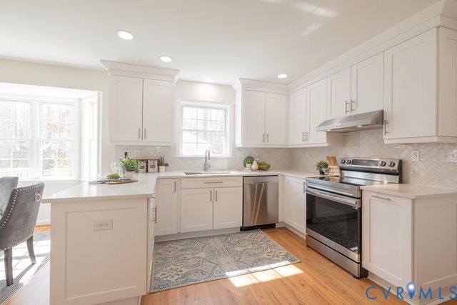 5409 Wintercreek Dr, Glen Allen, VA 23060