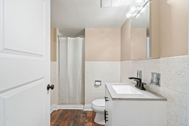 2737 Spruce Street, River Grove, IL 60171