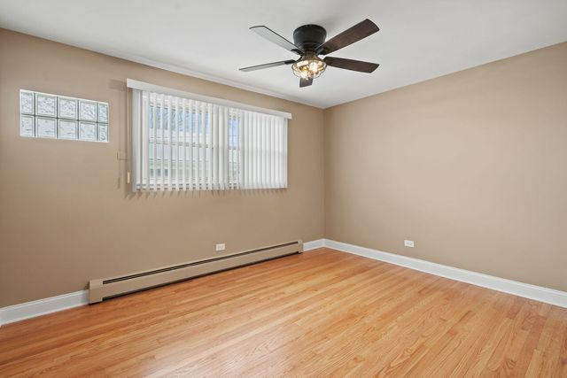 2737 Spruce Street, River Grove, IL 60171