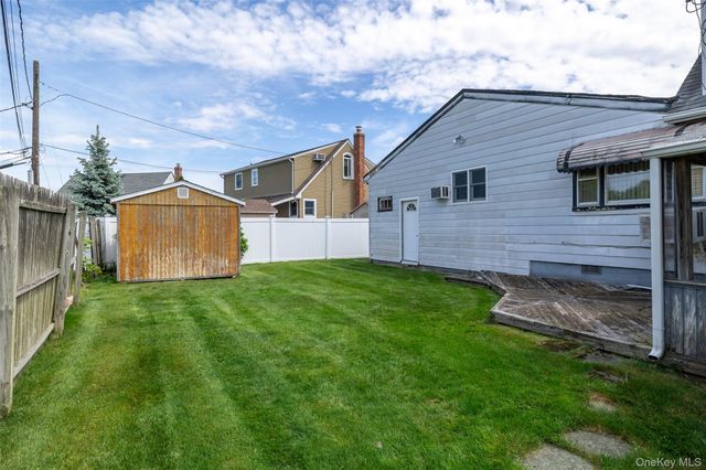 3960 Wellwood Road, Seaford, NY 11783