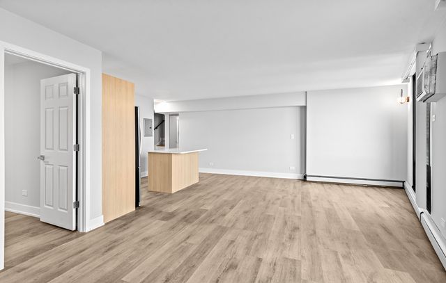 6166 N Sheridan Road 6E, Chicago, IL 60660