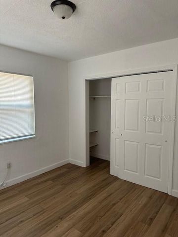 221 N SATURN AVENUE, Clearwater, FL 33755