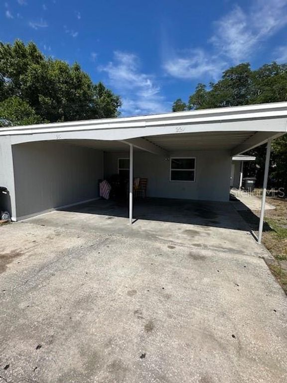 221 N SATURN AVENUE, Clearwater, FL 33755