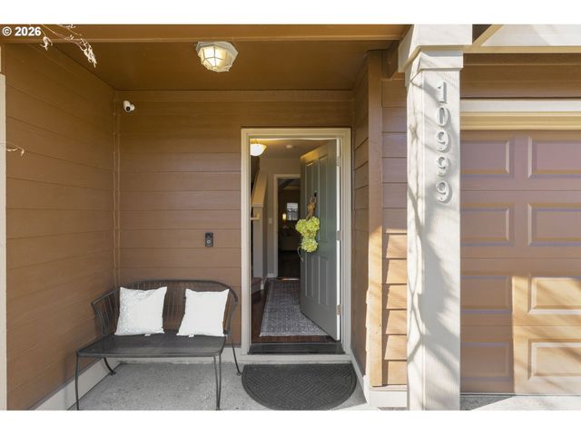 10999 Sw SAGE Ter, Portland, OR 97223