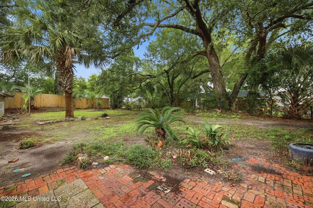 179 Summer Place, Biloxi, MS 39530