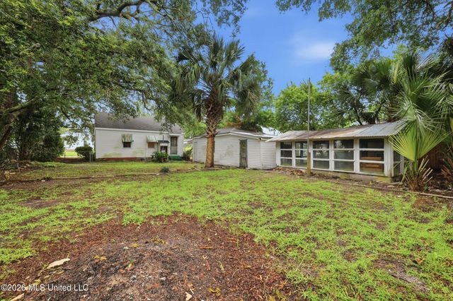 179 Summer Place, Biloxi, MS 39530