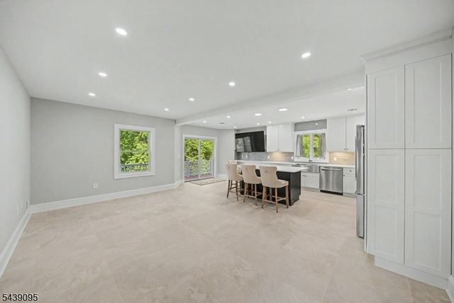 13 Rockaway Ave, Denville Twp., NJ 07834