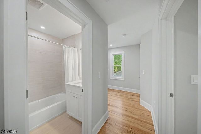 13 Rockaway Ave, Denville Twp., NJ 07834