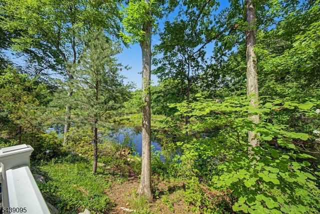 13 Rockaway Ave, Denville Twp., NJ 07834