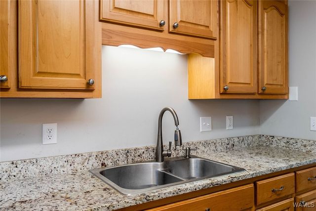 1612 Hamilton, Tuscaloosa, AL 35404