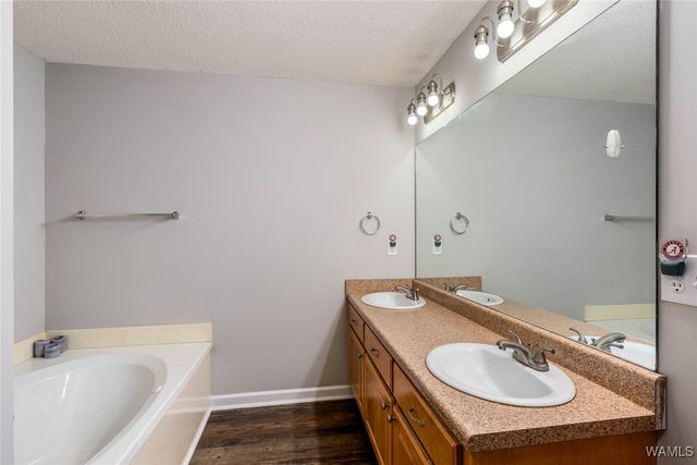 1612 Hamilton, Tuscaloosa, AL 35404