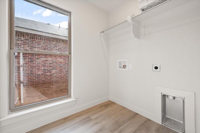 2407 Aberdeen Avenue, Wolfforth, TX 79382