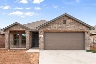 2407 Aberdeen Avenue, Wolfforth, TX 79382