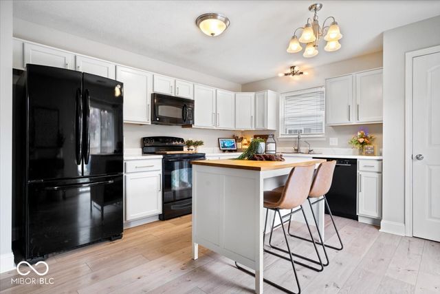 7260 Blue Ridge Drive, Noblesville, IN 46062