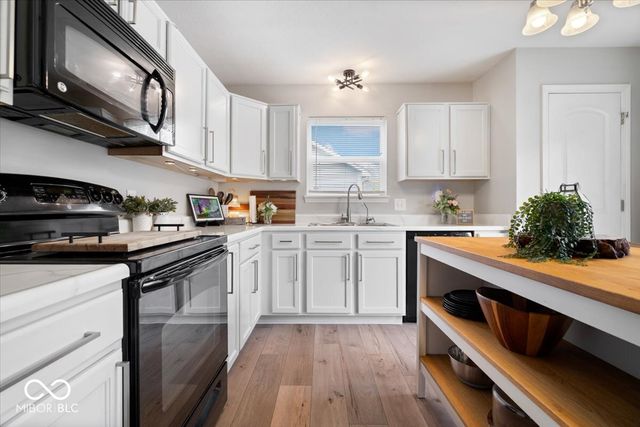 7260 Blue Ridge Drive, Noblesville, IN 46062