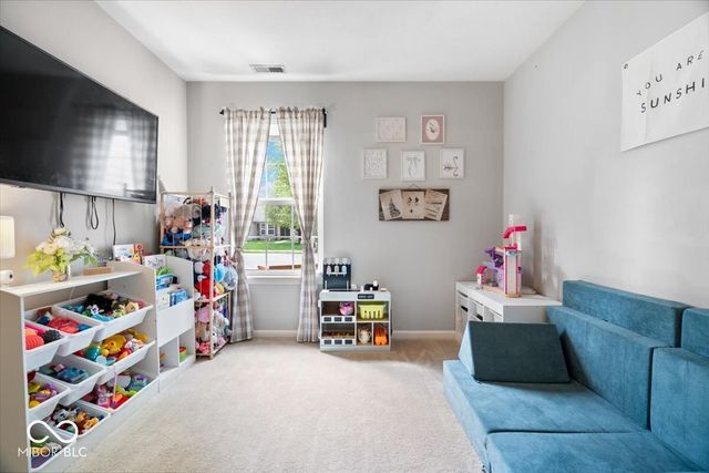 7260 Blue Ridge Drive, Noblesville, IN 46062