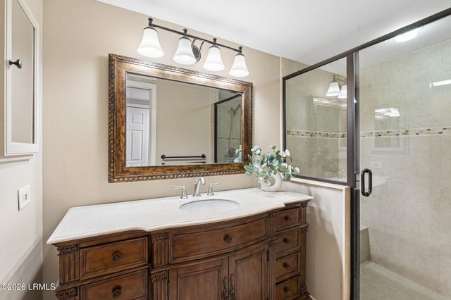 13 Harbourside Ln Apt 7155, Hilton Head Island, SC 29928