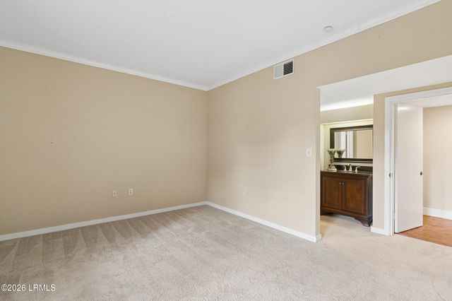 13 Harbourside Ln Apt 7155, Hilton Head Island, SC 29928