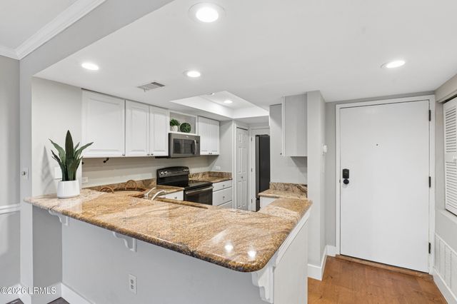 13 Harbourside Ln Apt 7155, Hilton Head Island, SC 29928