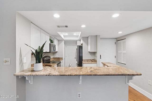 13 Harbourside Ln Apt 7155, Hilton Head Island, SC 29928
