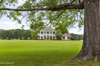 1053 Woodbridge Drive, Brandon, MS 39047