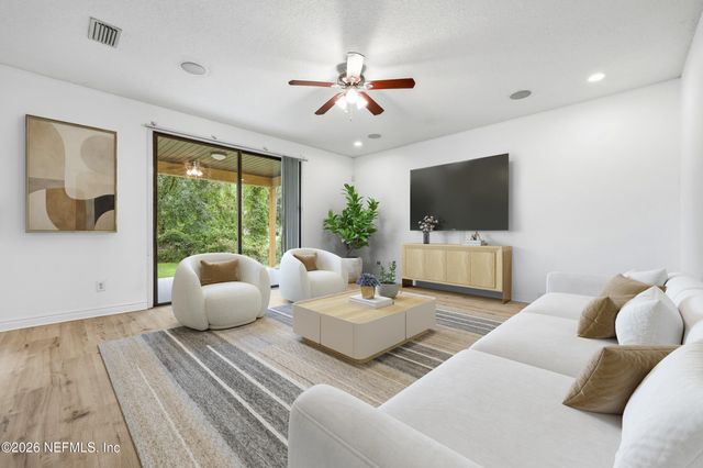 600 W JOHNS CREEK Parkway, St. Augustine, FL 32092