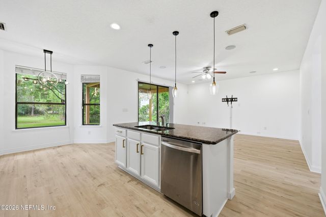 600 W JOHNS CREEK Parkway, St. Augustine, FL 32092