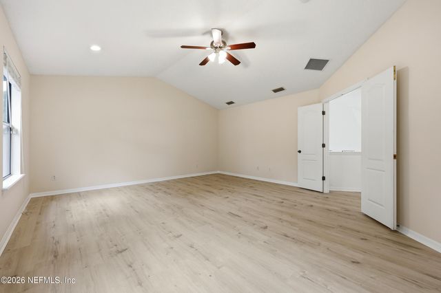 600 W JOHNS CREEK Parkway, St. Augustine, FL 32092