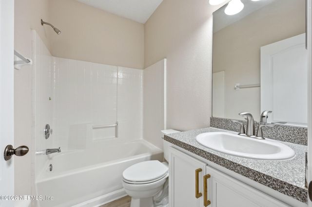 600 W JOHNS CREEK Parkway, St. Augustine, FL 32092