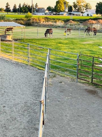 5576 S Butte Rd, Yuba City, CA 95993