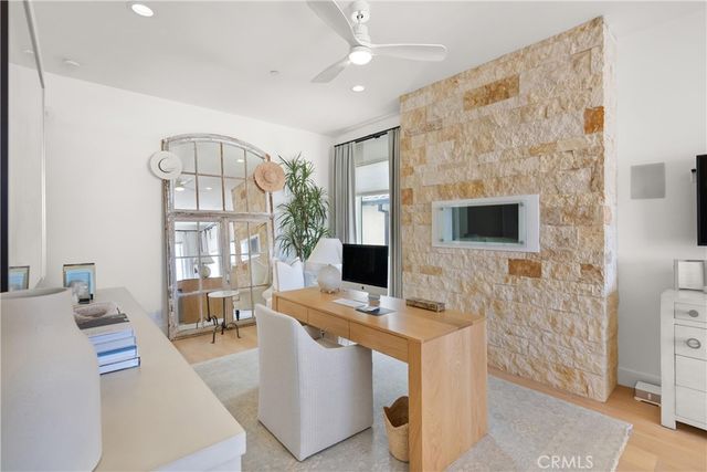 3306 Marcus Avenue, Newport Beach, CA 92663