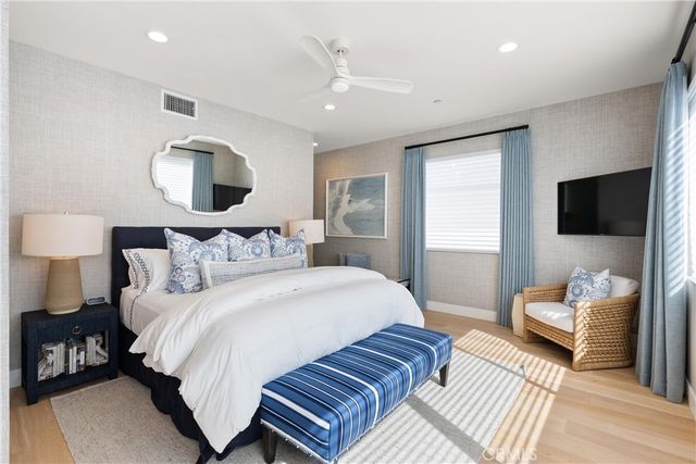 3306 Marcus Avenue, Newport Beach, CA 92663