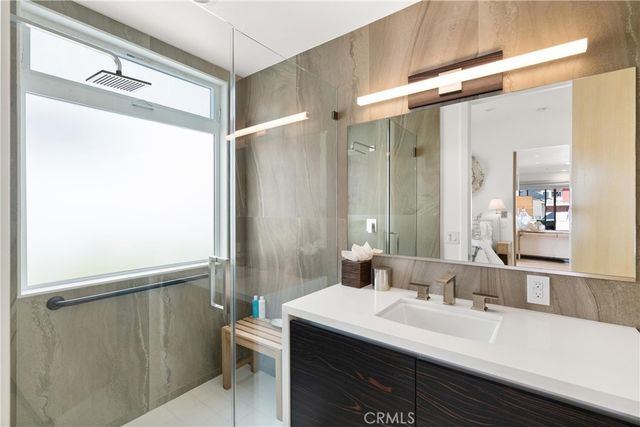 3306 Marcus Avenue, Newport Beach, CA 92663