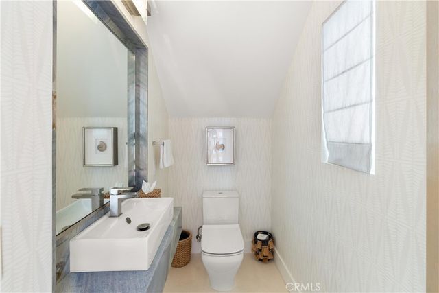 3306 Marcus Avenue, Newport Beach, CA 92663