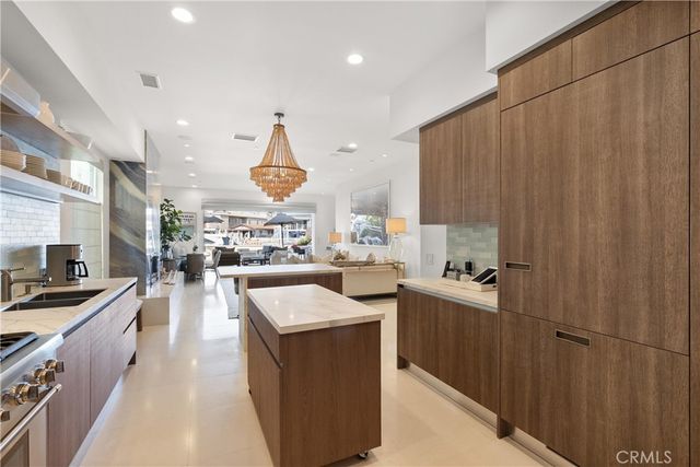 3306 Marcus Avenue, Newport Beach, CA 92663