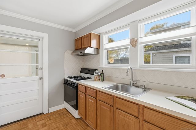 41 Sterling Place 1, Stamford, CT 06907